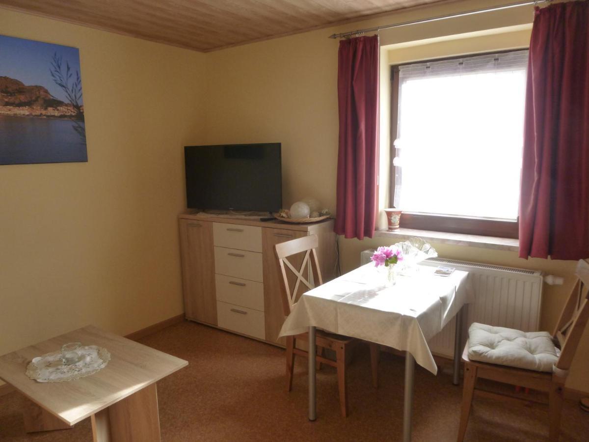 Juergen+Carmen Essbuechl Appartement Rodewisch Buitenkant foto
